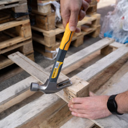 XTrade X0900087 Fibreglass Claw Hammer 20oz