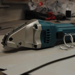 Makita JS1601 Metal Shear (110V) - JS1601/1