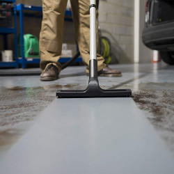 Numatic CVC370 Wet & Dry Vacuum - CVC370-240V