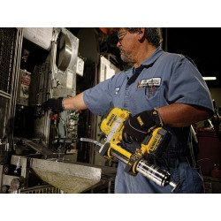 Dewalt DCGG571M1 Cordless Grease Gun - DCGG571M1-GB