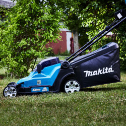 Makita DLM432 LXT 36V Lawn Mower 430mm (2 × 5.0Ah Batteries)