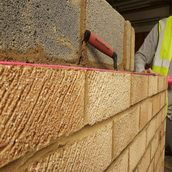 Marshalltown M631 Braided Nylon Brick Line Fluorescent Pink 250ft