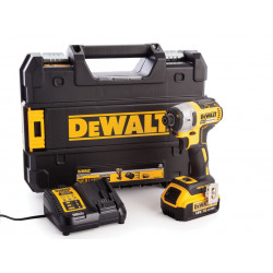 DCF887 M1 XR Impact Driver 18V 1 x 4.0Ah Li-ion