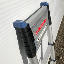 BuildCraft SR10106 TaskLadder Soft Close Telescopic Ladder with Folding Feet 3.8m