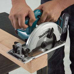 Makita DSS611 LXT 18V Circular Saw 165mm (Body Only)