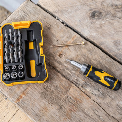 XTrade X0900076 Ratchet Bit Driver & Socket Set (23 Piece)
