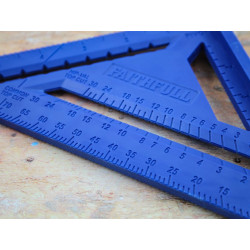 Plastic Quick Square 7in
