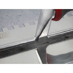 Notched Trowel Serrated 10mm Stainless Steel Soft Grip Handle 13 x 4.1/2in
