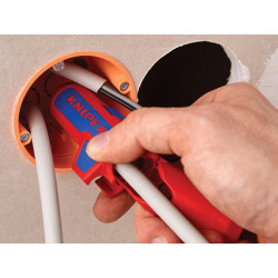Knipex 16 95 01 SB ErgoStrip Right-Handed Universal Stripping Tool