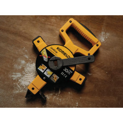 Komelon LU30E/E Unigrip Long Steel Tape 30m/100ft (Width 13mm)