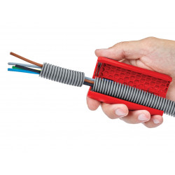 Knipex 90 22 01 SB 90 22 01 TwistCut® Corrugated Pipe Cutter 13-32mm