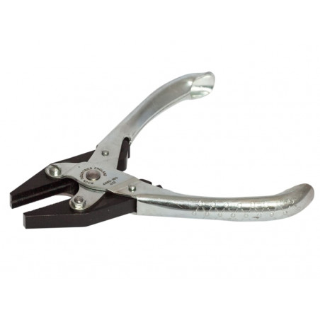 Maun 4860-160 Flat Nose Pliers, Serrated Jaws 160mm
