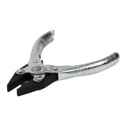 Maun 4870-140 Flat Nose Pliers, Smooth Jaws 140mm