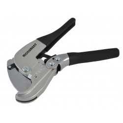 Monument 2645T Ratchet Action Plastic Pipe Cutter 42mm
