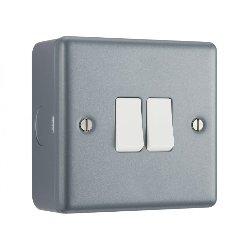 Masterplug MC542-01 Metal Clad 2-Gang 2-Way Light Switch Masterplug MC542-01 Metal Clad 2-Gang 2-Way Light Switch