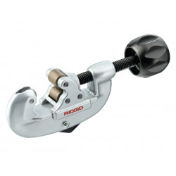 RIDGID 32910 Screw Feed No.10 Tubing and Conduit Cutter 25mm Capacity
