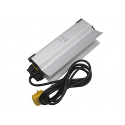 STANLEY® Electrical SXECFH2IHFE 4-Gang IP20 Powerboard with Clamp 3m