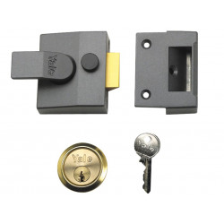 Yale Locks 630085001702 85 Deadlocking Nightlatch 40mm Backset DMG Finish Box
