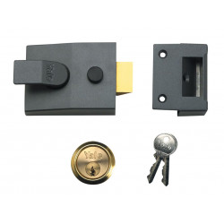 Yale Locks 630088001709 88 Standard Nightlatch 60mm Backset DMG Finish Satin Chrome Cylinder Box