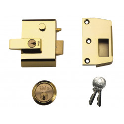 Yale Locks 630002215542 P2 Double Security Nightlatch 40mm Backset Brasslux Finish Visi